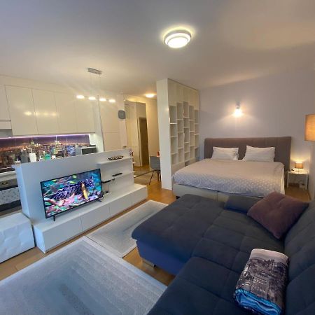 Top Level Residence Oradea Buitenkant foto