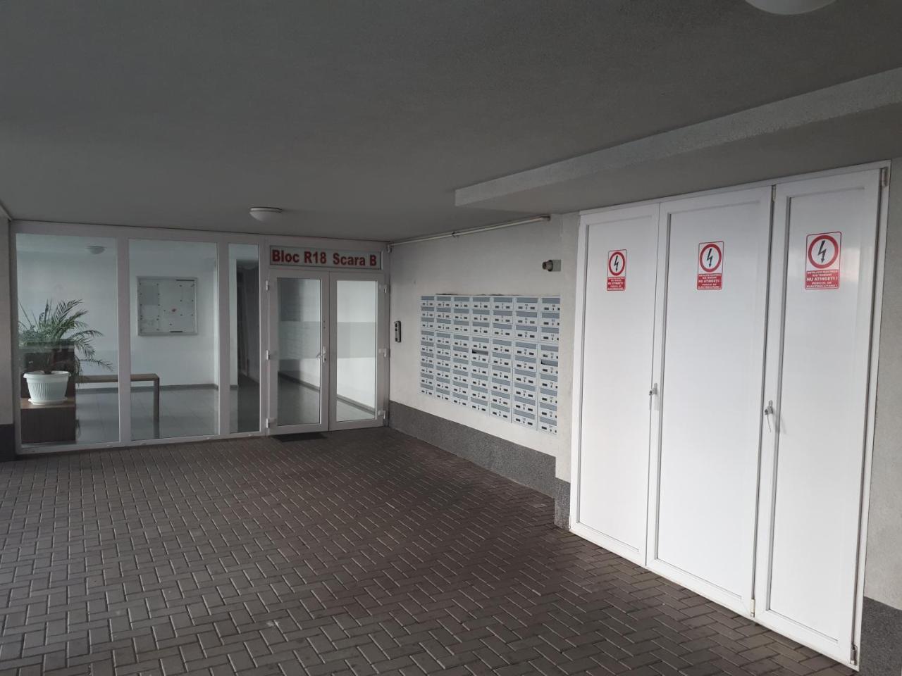 Top Level Residence Oradea Buitenkant foto